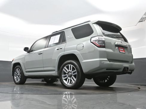 Used 2022 Toyota 4Runner TRD Sport w/ Technology Package AWD/4WD image 31