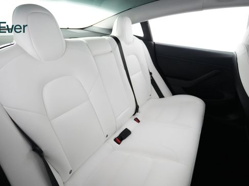Used 2021 Tesla Model 3 Standard Range Plus RWD image 5