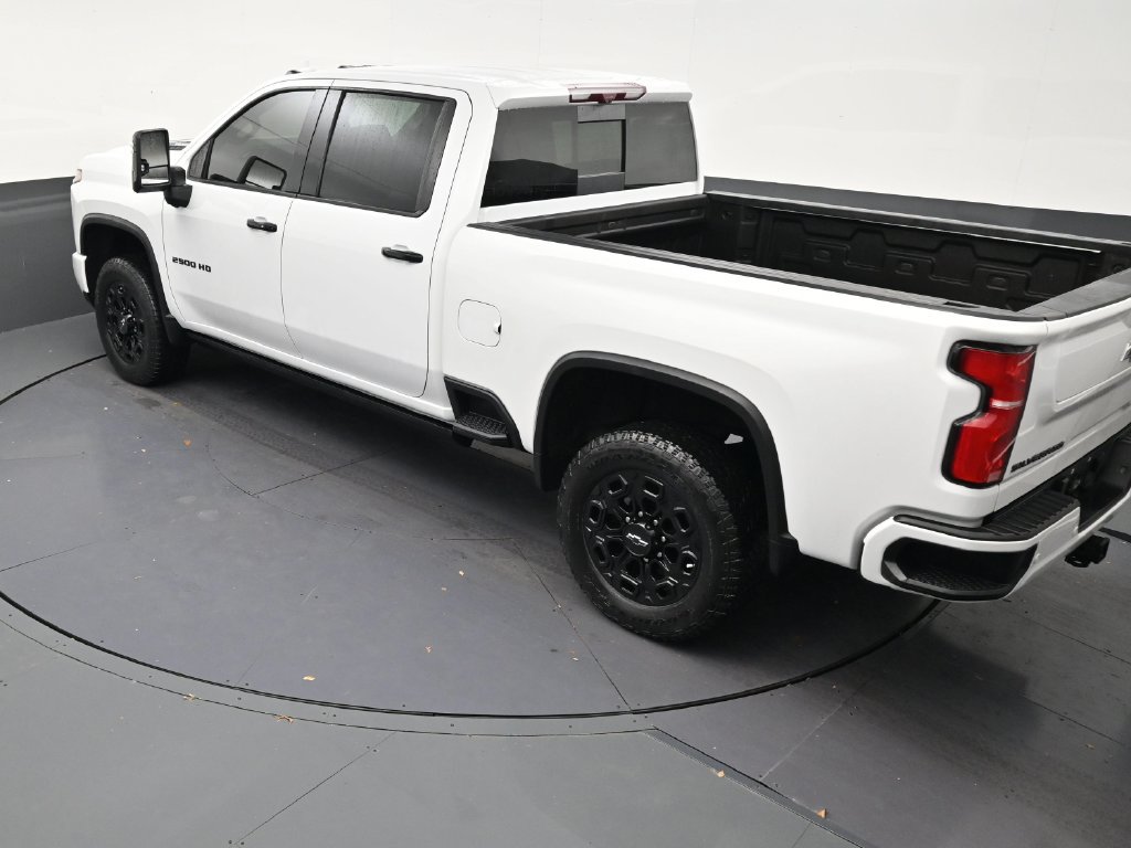 Used 2024 Chevrolet Silverado 2500 LTZ w/ LTZ Plus Package AWD/4WD image 14