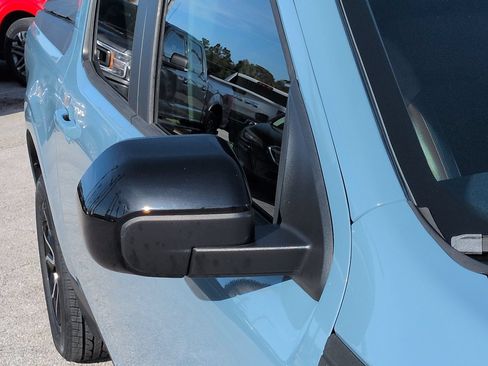 Used 2022 Ford Maverick Lariat w/ Lariat Luxury Package FWD image 11