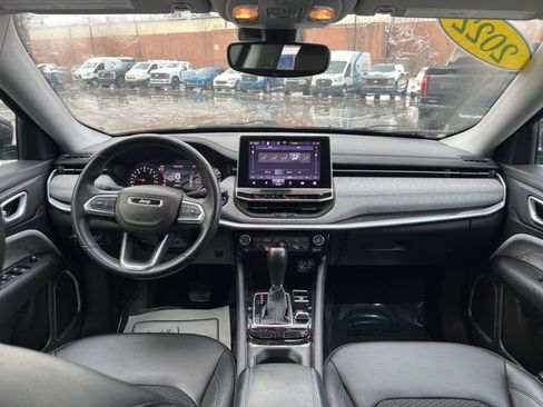 Used 2022 Jeep Compass Latitude w/ Convenience Group image 19