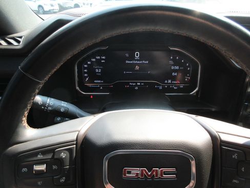 Used 2025 GMC Sierra 2500 AT4 w/ AT4 Premium Plus Package AWD/4WD image 35