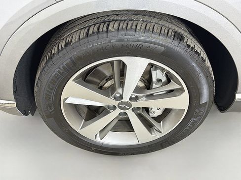 Used 2023 Genesis GV80 3.5T AWD/4WD image 25