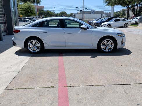 Used 2025 Audi A5 2.0T Premium w/ Convenience Package AWD/4WD image 10