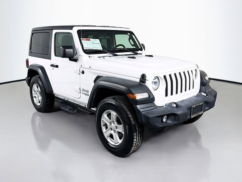 Used 2020 Jeep Wrangler Sport image 7