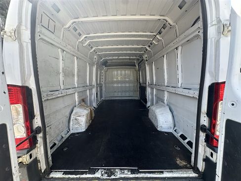 Used 2017 RAM ProMaster 3500 w/ Mopar Trailer Tow Group FWD image 39