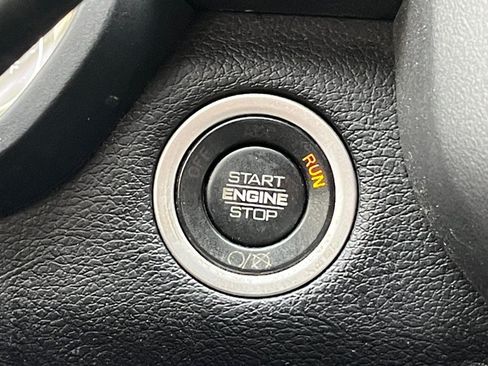 Used 2021 RAM 2500 Big Horn w/ Level 1 Equipment Group AWD/4WD image 20