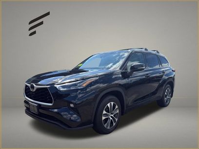 Used 2021 Toyota Highlander XLE