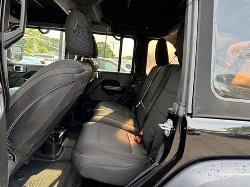 Used 2018 Jeep Wrangler Unlimited Sport S AWD/4WD image 28
