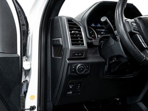 Used 2016 Ford F150 XLT w/ Equipment Group 302A Luxury image 12