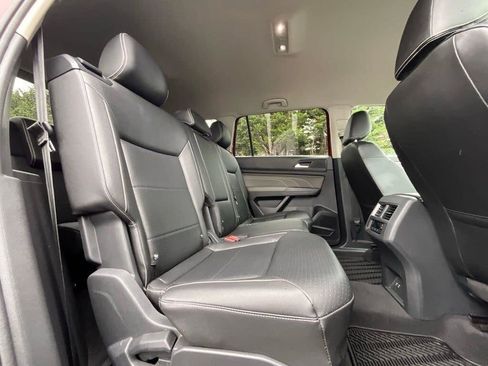 Used 2023 Volkswagen Atlas SE AWD/4WD image 14