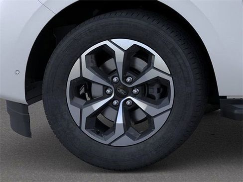 New 2026 Ford Expedition Active image 19