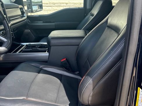 Used 2024 Ford F250 Lariat w/ Lariat Ultimate Package AWD/4WD image 9