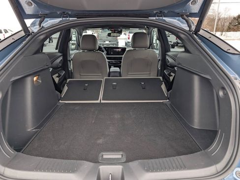 Certified 2025 Buick Envista Avenir image 29