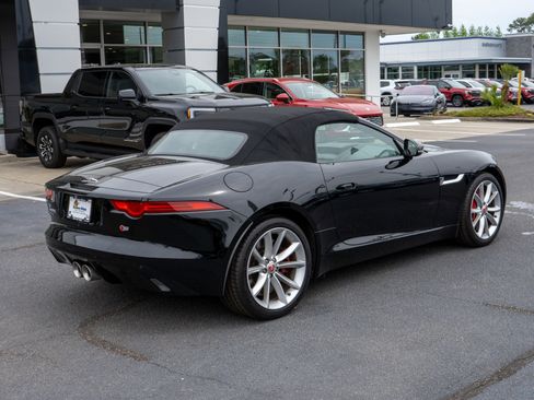 Used 2014 Jaguar F-TYPE S image 3
