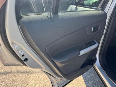 Used 2014 Ford Edge SEL w/ Equipment Group 205A FWD image 46