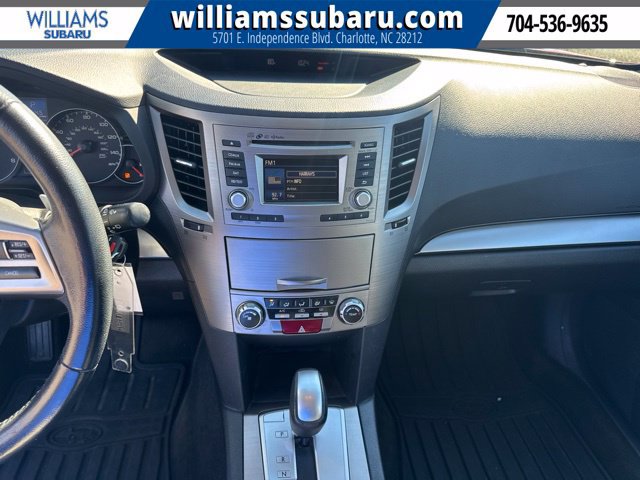 Used 2014 Subaru Outback 2.5i Premium w/ Moonroof Package AWD/4WD image 12