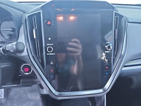 New 2025 Subaru Crosstrek 2.5i Limited w/ Crosstrek Mirror Package image 18