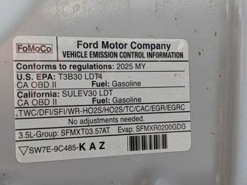 Used 2025 Ford Expedition Platinum AWD/4WD image 26