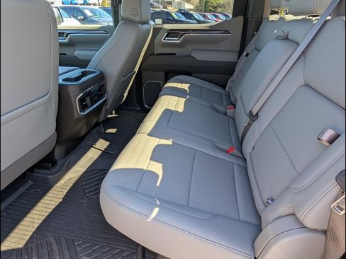 Used 2025 Chevrolet Silverado 1500 LTZ image 13