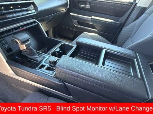Used 2022 Toyota Tundra SR5 w/ SR5 Convenience Package AWD/4WD image 13