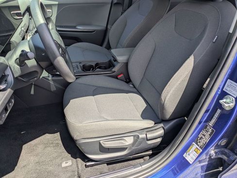Used 2025 Kia K4 FWD image 14