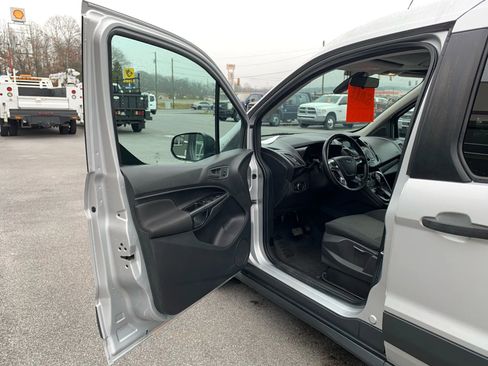Used 2018 Ford Transit Connect XL image 7