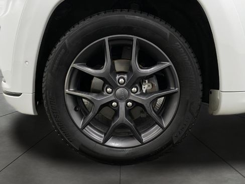 Used 2019 Jeep Grand Cherokee Limited X AWD/4WD image 13