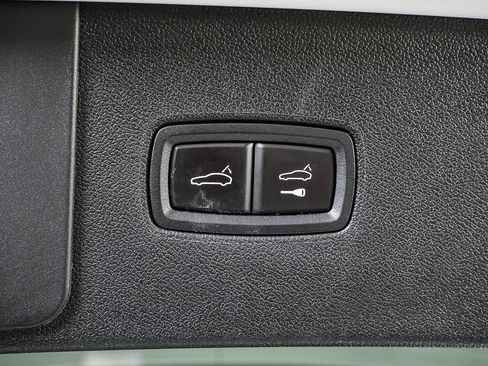 Certified 2021 Porsche Cayenne Turbo image 35