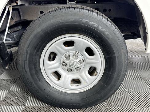 Used 2019 Nissan Frontier S RWD image 35