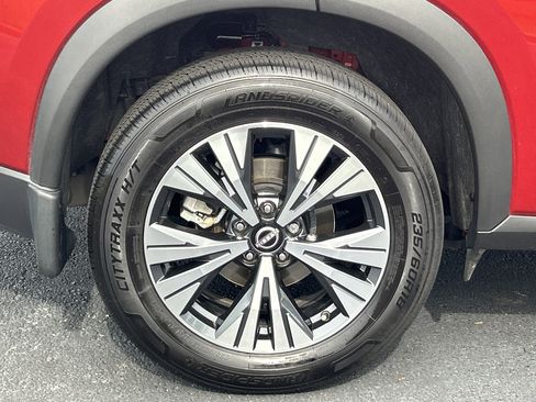 Used 2023 Nissan Rogue SV w/ SV Premium B Package FWD image 34