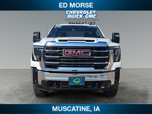 Certified 2024 GMC Sierra 2500 SLE w/ SLE Convenience Package AWD/4WD image 8