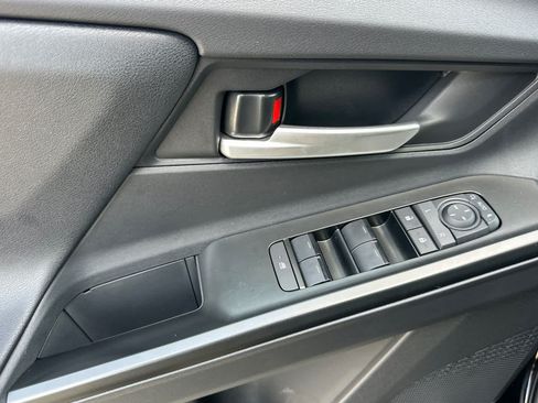 New 2026 Subaru Uncharted Premium FWD image 10