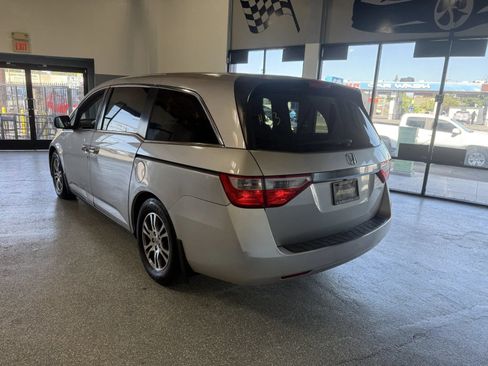 Used 2013 Honda Odyssey EX image 5