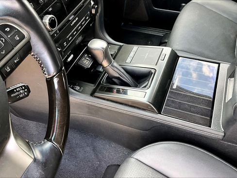 Used 2022 Lexus GX 460 Premium AWD/4WD image 17