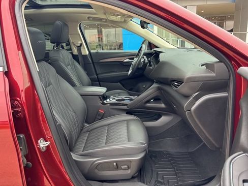 Used 2023 Buick Envision Avenir AWD/4WD image 23