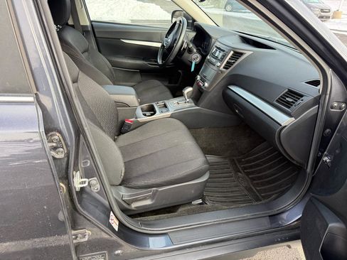 Used 2012 Subaru Outback 2.5i Premium w/ All-Weather Pkg image 18