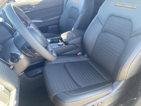 New 2025 Nissan Pathfinder Rock Creek image 21