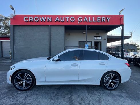 Used 2019 BMW 330i Sedan w/ Premium Package image 6