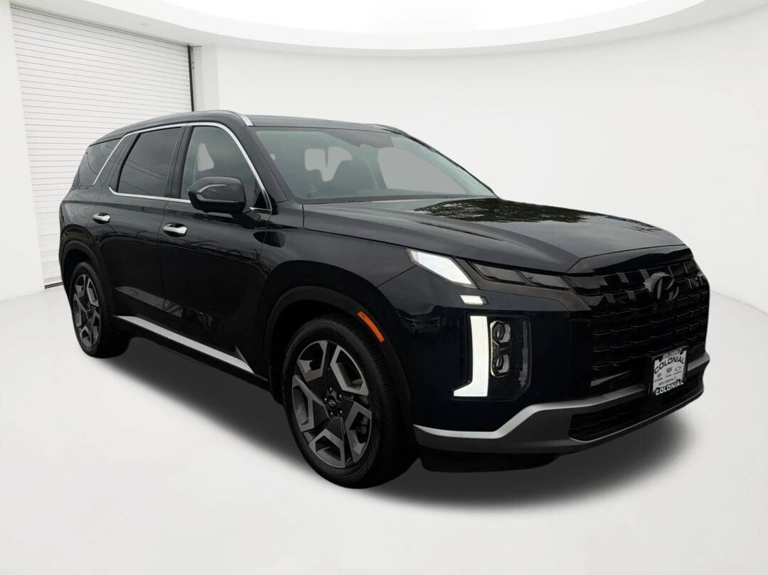 Used 2024 Hyundai Palisade SEL w/ Premium Package AWD/4WD image 3