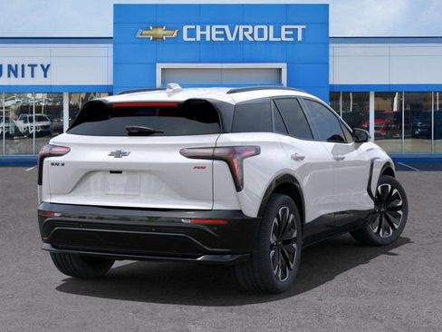 New 2025 Chevrolet Blazer EV RS image 6