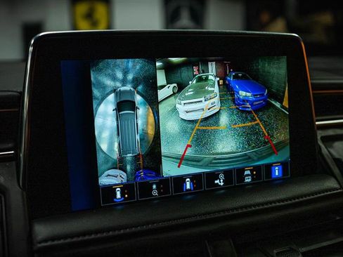 Used 2023 Chevrolet Tahoe Z71 w/ Luxury Package image 25