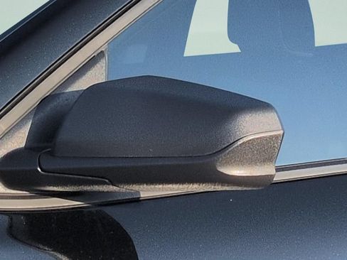 Used 2023 Chevrolet Equinox LS FWD image 26