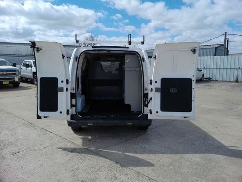 Used 2014 Nissan NV200 S w/ Cruise Control Package FWD image 18