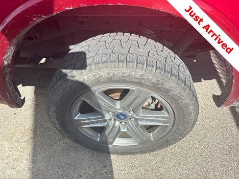 Used 2018 Ford F150 XLT w/ Equipment Group 302A Luxury AWD/4WD image 17