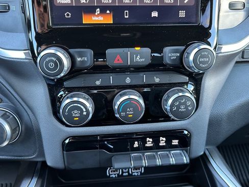 Used 2025 RAM 1500 Big Horn RWD image 28