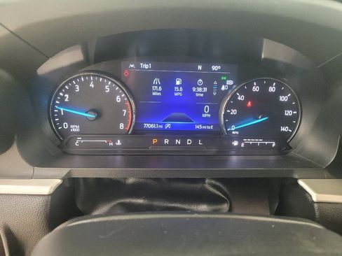 Used 2021 Ford Explorer XLT w/ Equipment Group 202A AWD/4WD image 23