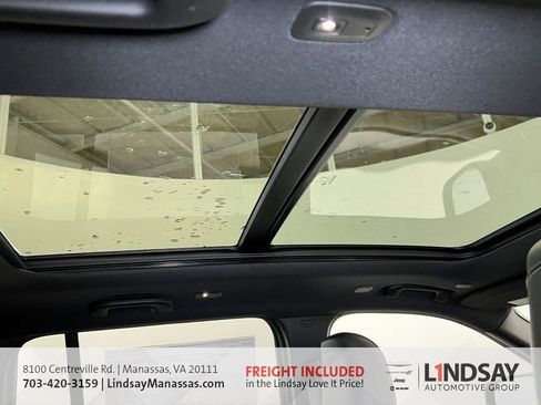 New 2025 Jeep Grand Cherokee Limited w/ Black Appearance Package image 16