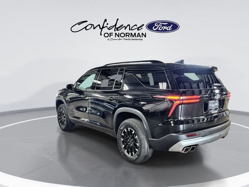 Used 2025 Chevrolet Traverse Z71 w/ Driver Confidence Package image 6