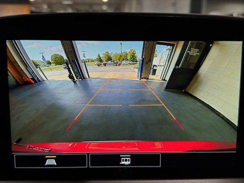 Used 2025 Chevrolet Blazer LT image 28